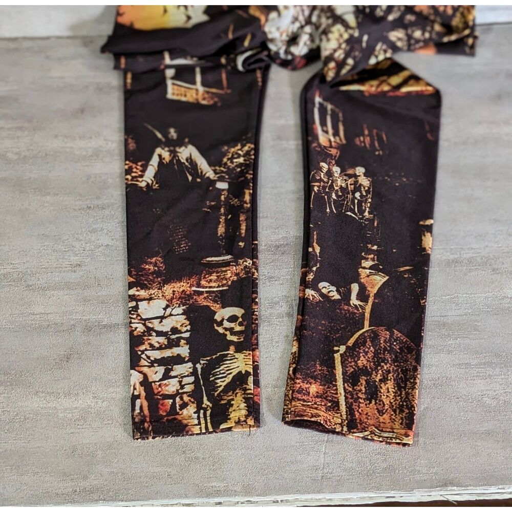 Lotus Leggings Horror Gothic Cemetery Leggings sz. S - Picture 3 of 6